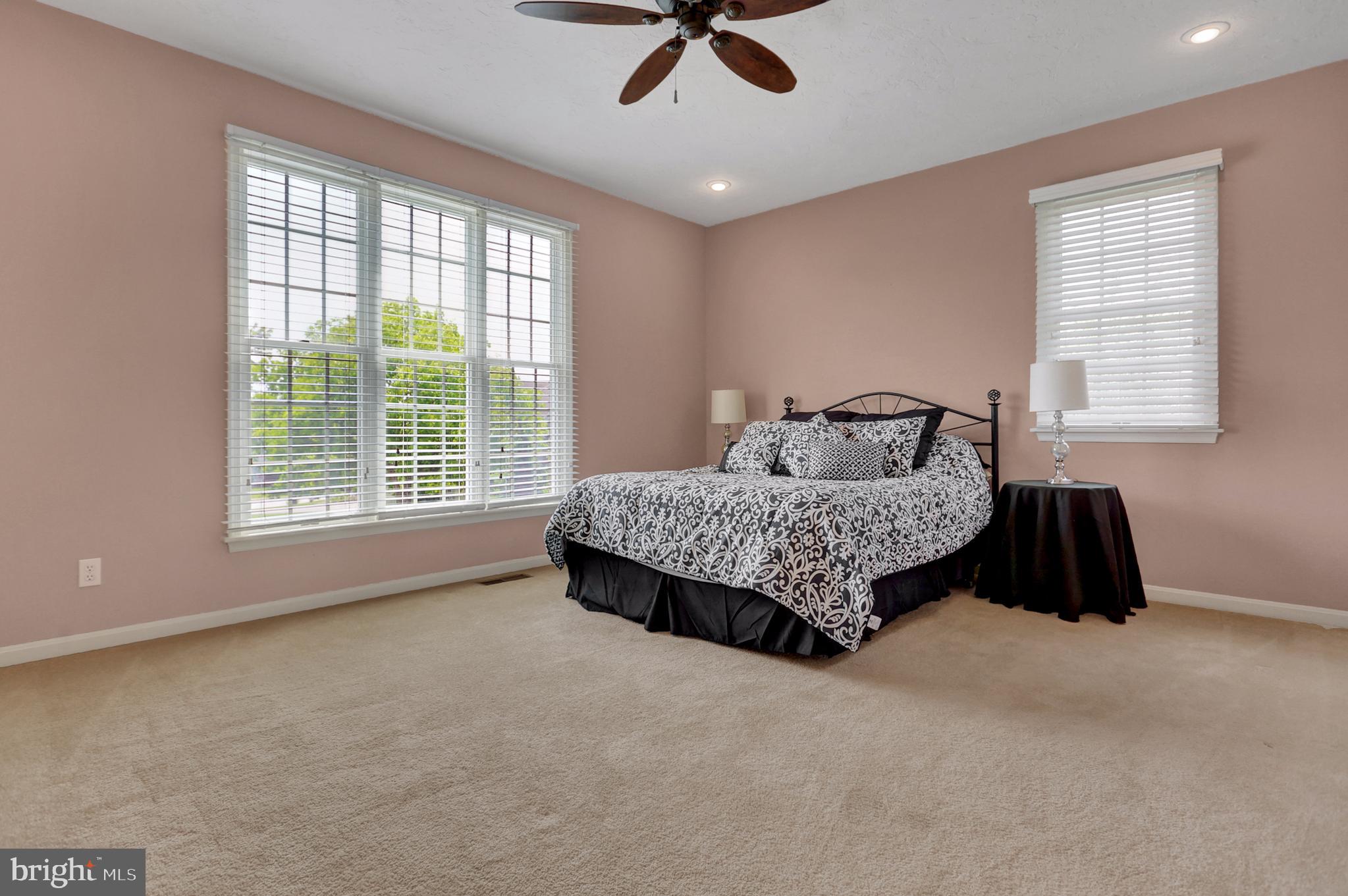 HERITAGE HILLS - Residential