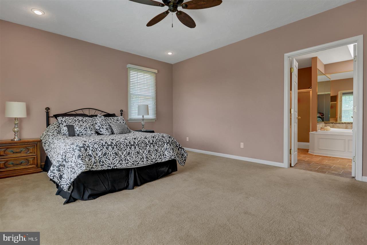 HERITAGE HILLS - Residential