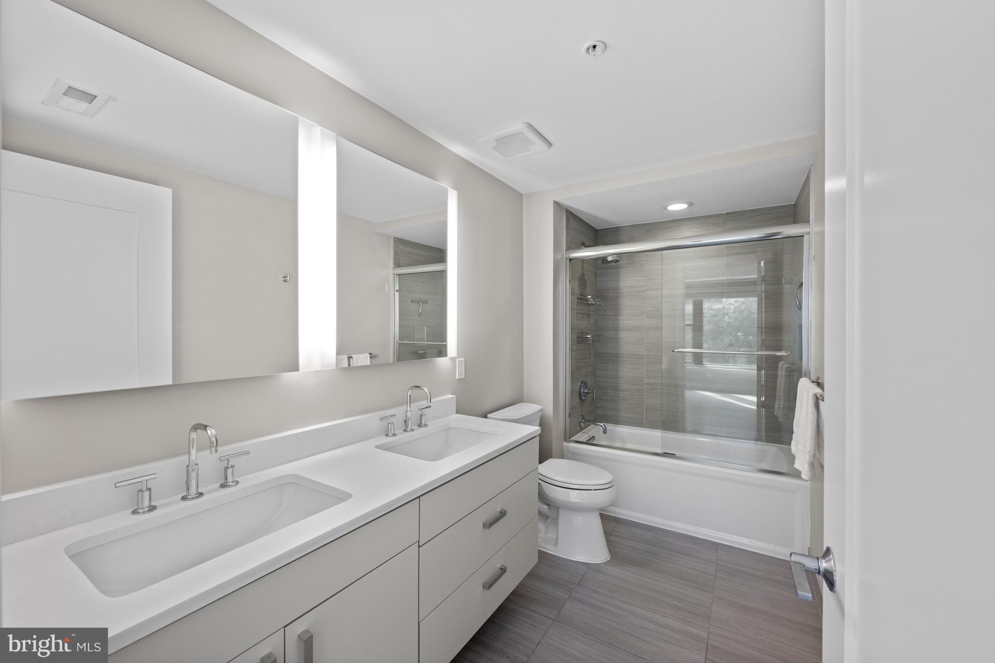 STONEHALL - Residential