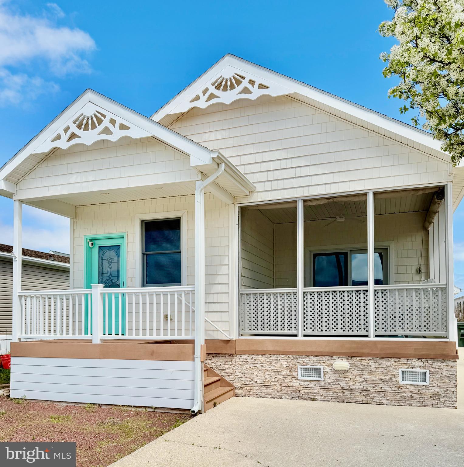 112 SANDY HILL DRIVE