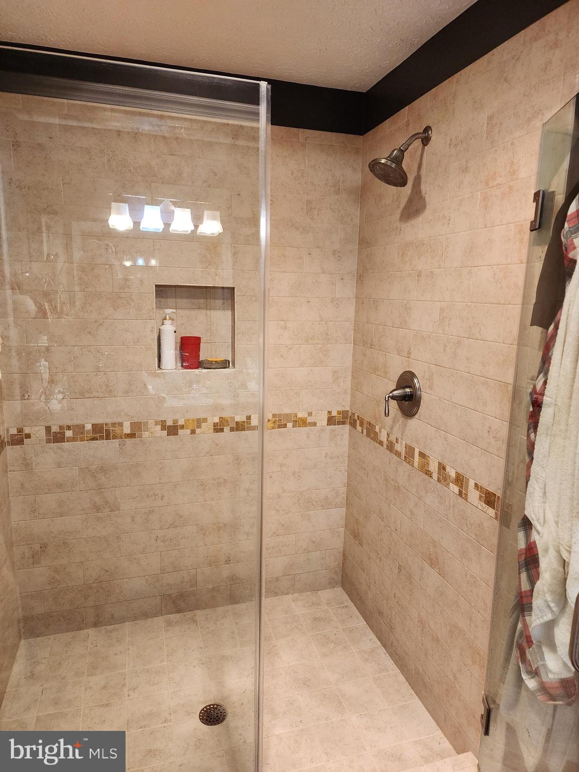 JACKSON WOODS ESTATES - Residential