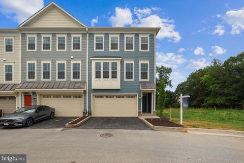 10211 TRAVILAH GROVE ROCKVILLE MD 20850