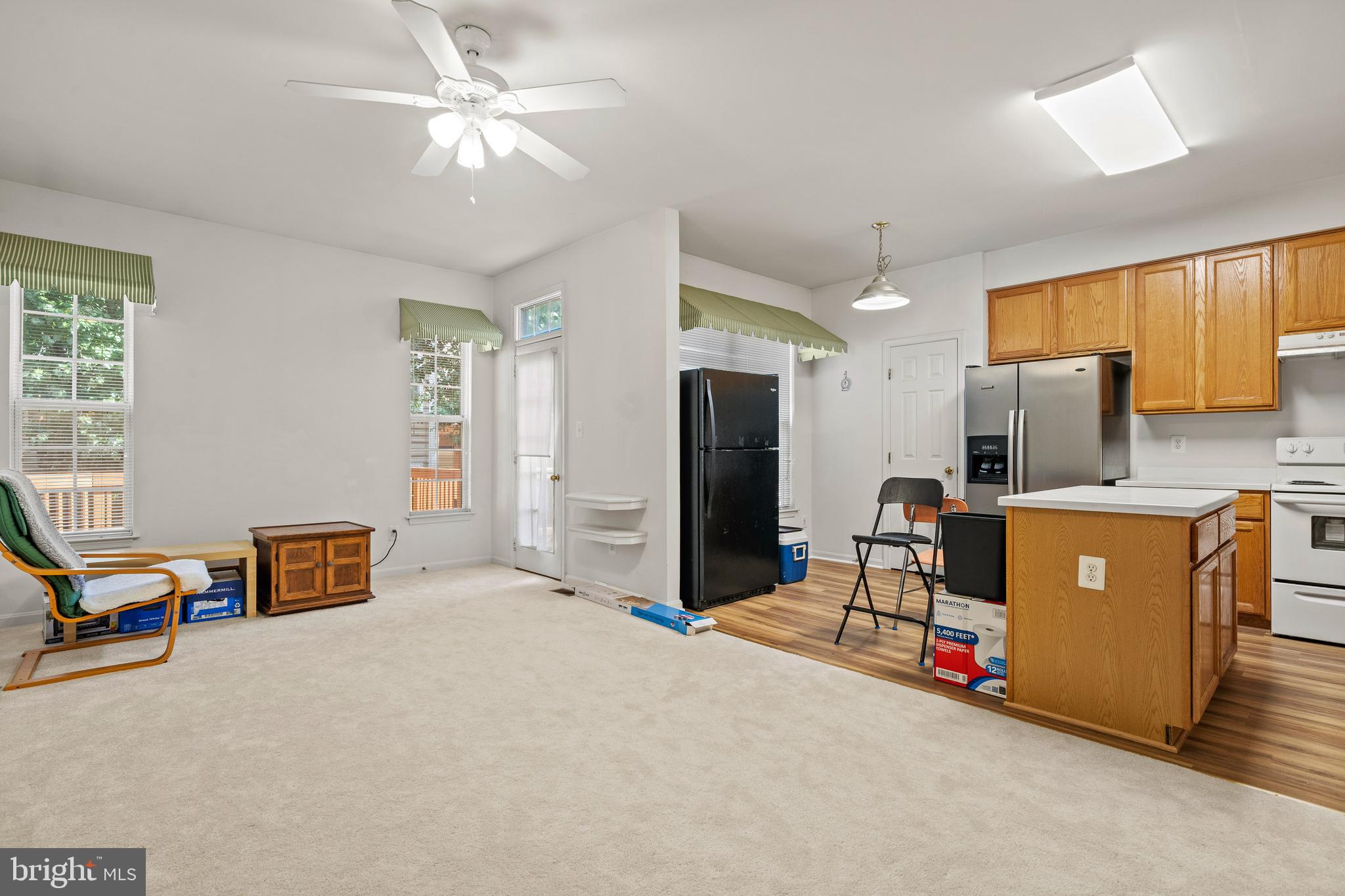 RANDOM HILLS - Residential