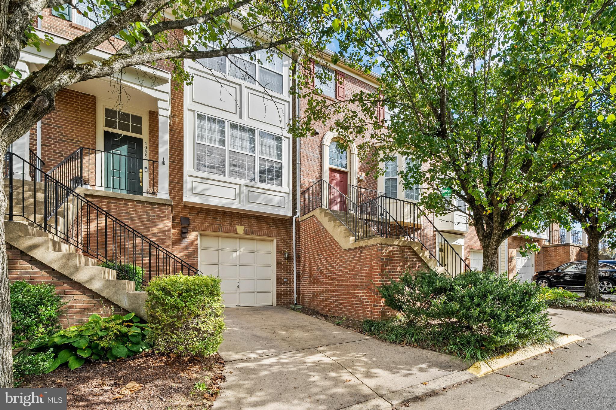 RANDOM HILLS - Residential