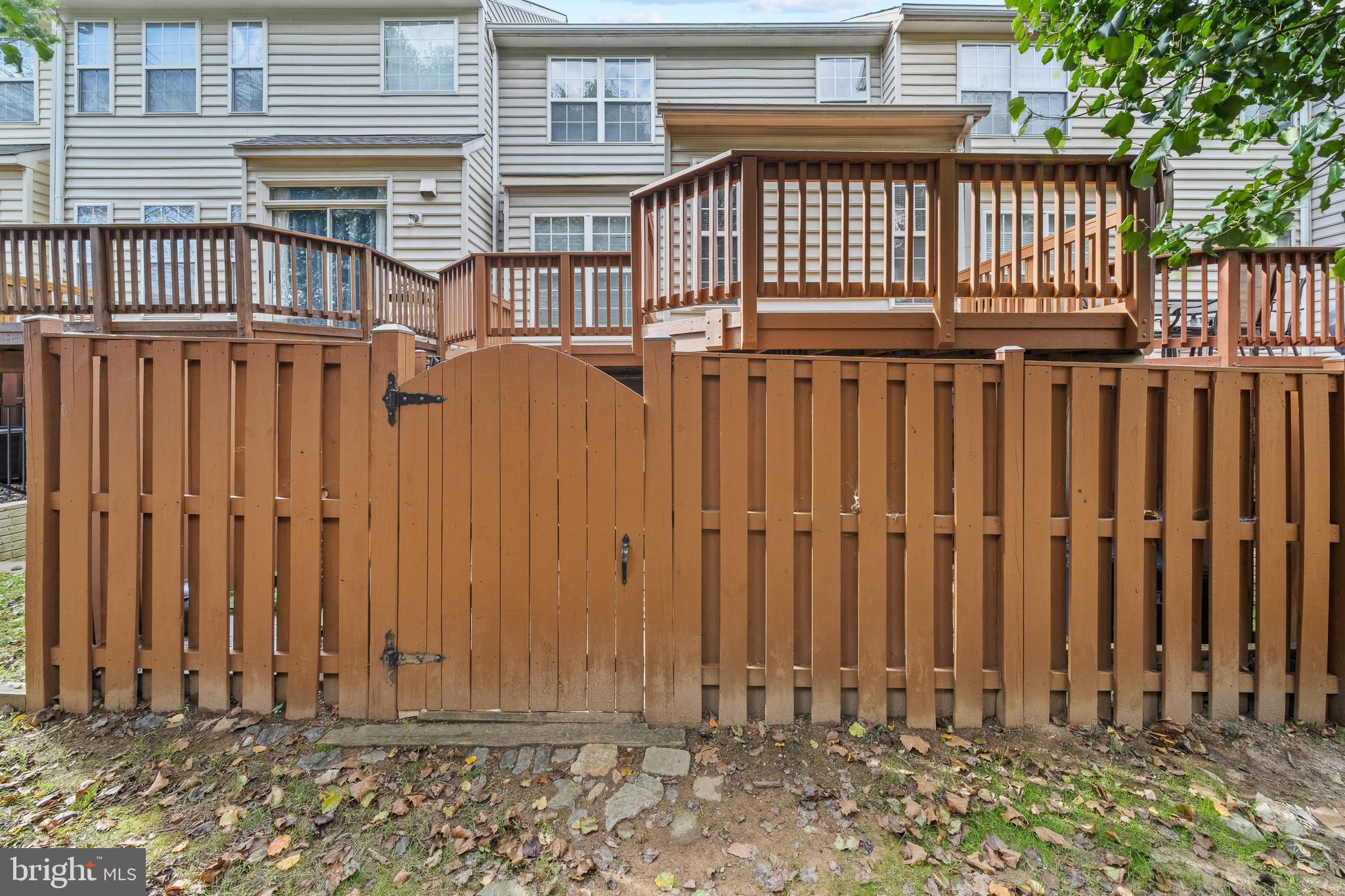 RANDOM HILLS - Residential