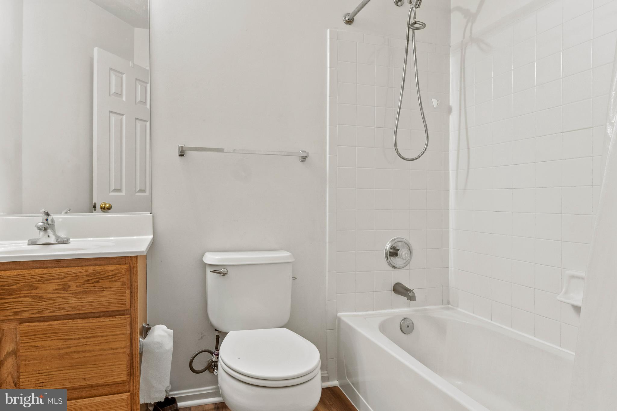 RANDOM HILLS - Residential