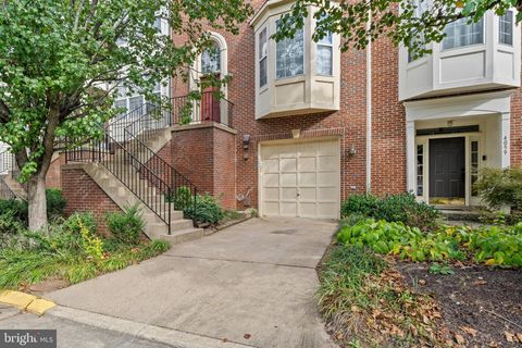 4057 CORNWALL COURT FAIRFAX VA 22030