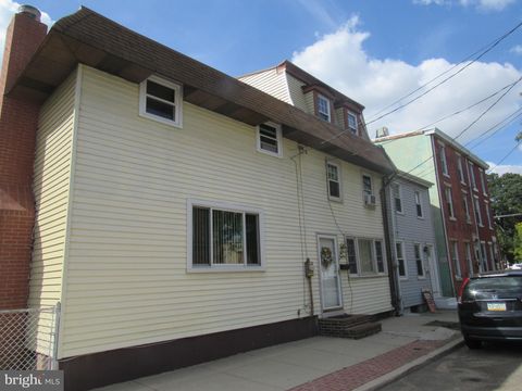 218 SOMERSET STREET GLOUCESTER CITY NJ 08030