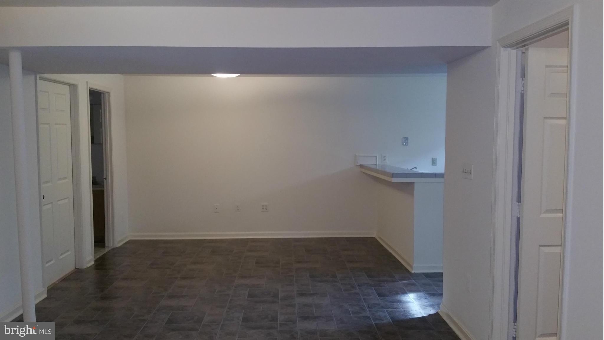 FOXFIELD - Residential Lease