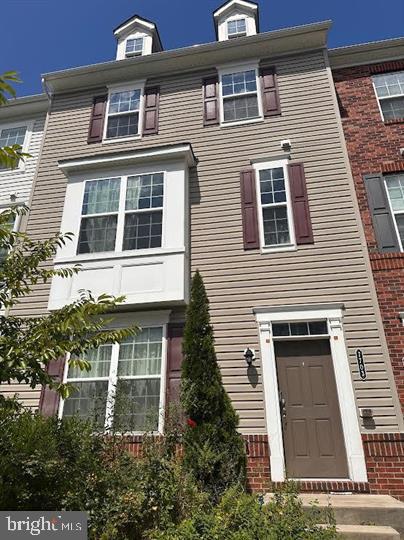 Townhouse For Rent - 7703 Ken Dannager Court<br/> Howard County, ELKRIDGE, MD 21075
