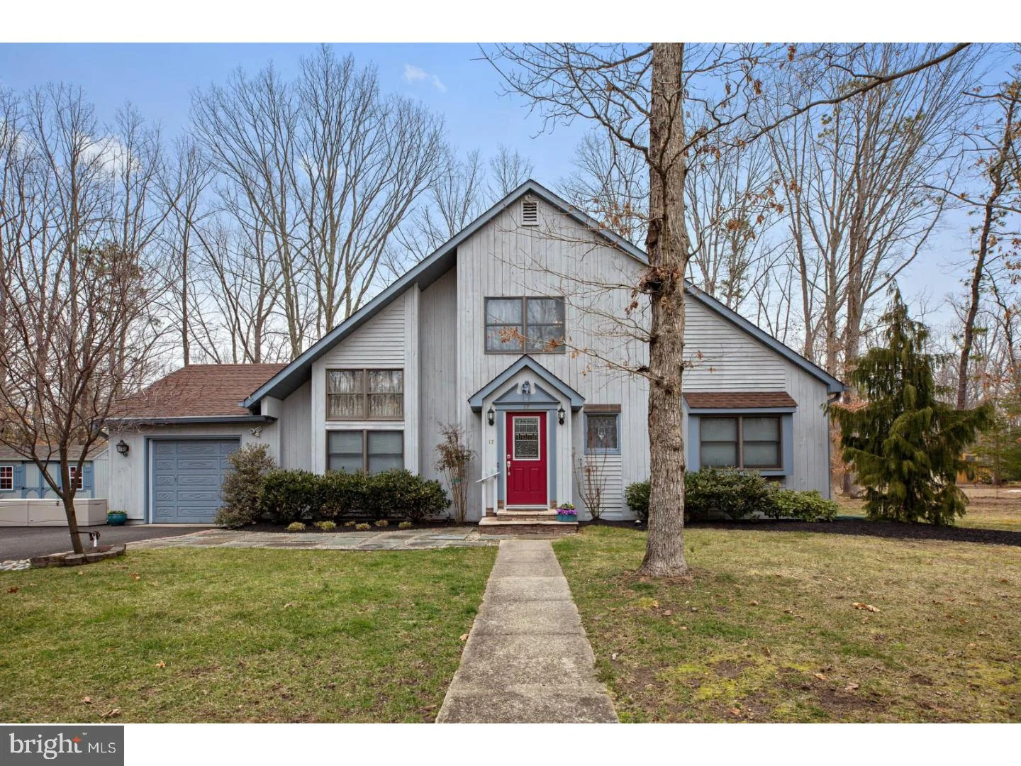 17 Winfield Drive, Berlin, NJ 08009