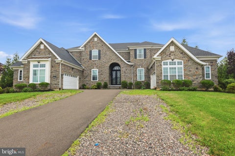 Photo of 7 Oxford Drive, IVYLAND, PA 18974 (MLS # PABU2131076)