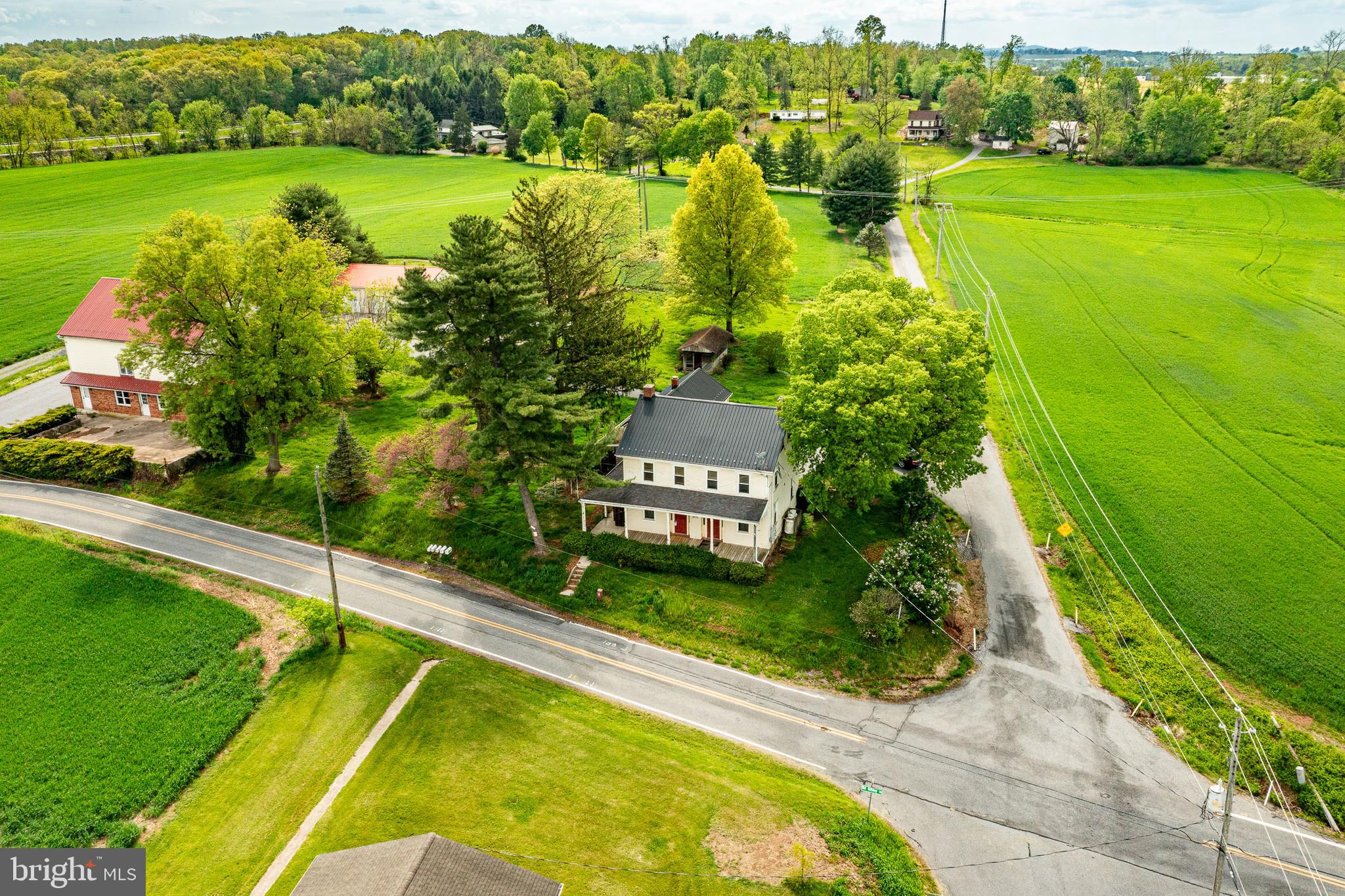 1592 OLD HERSHEY ROAD