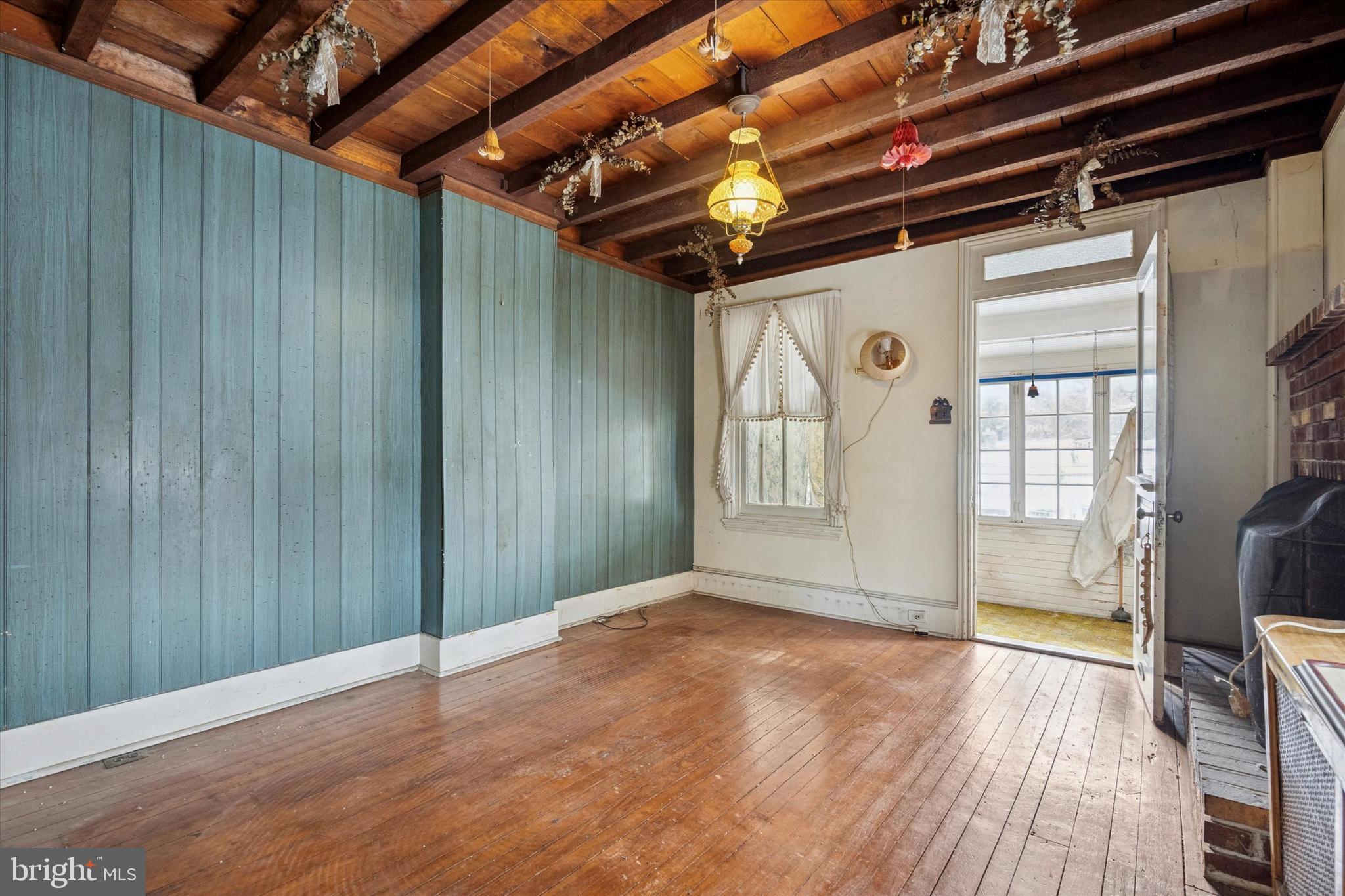 ELKINS PARK - Residential