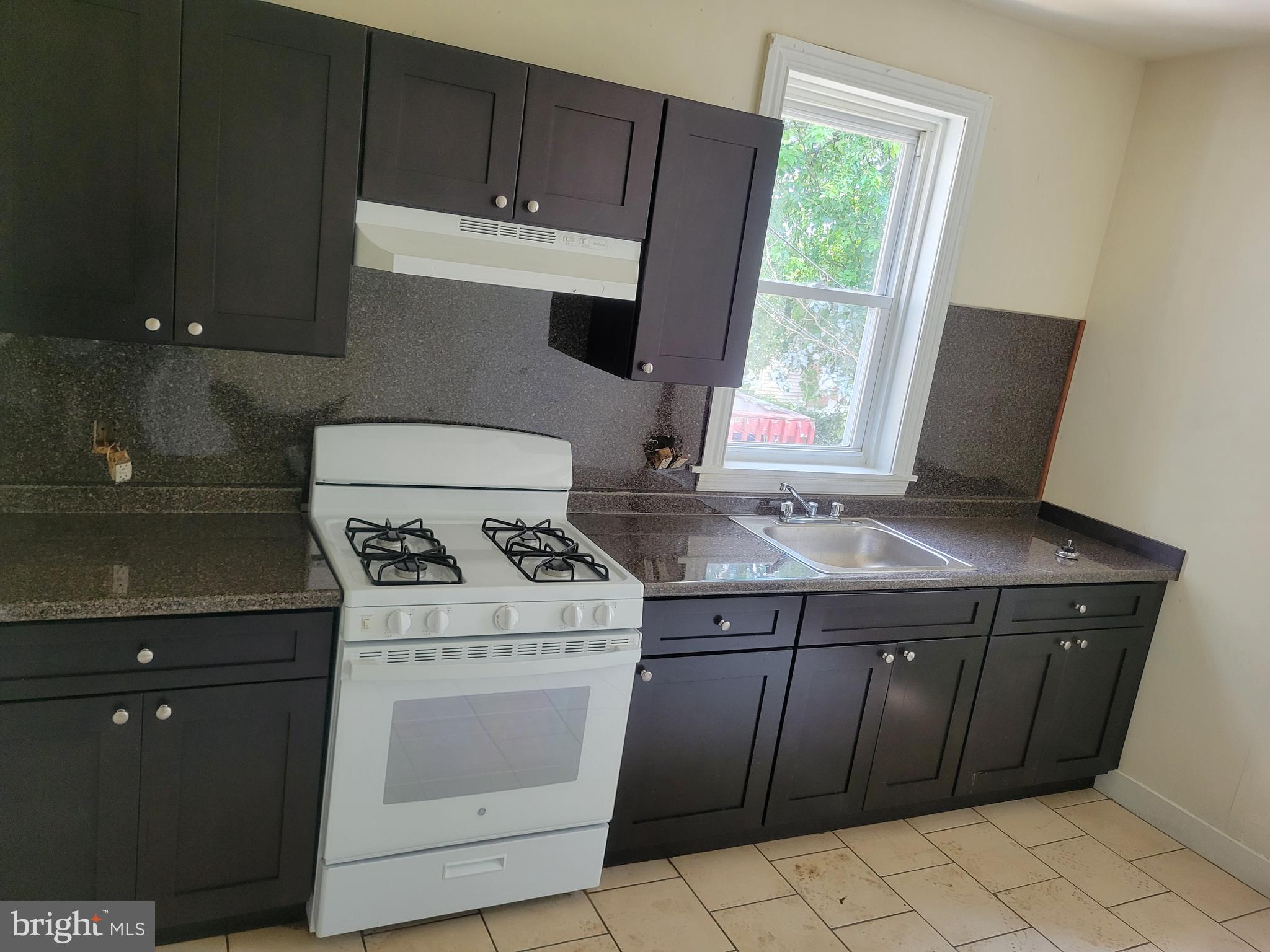 PHILADELPHIA - Residential Lease