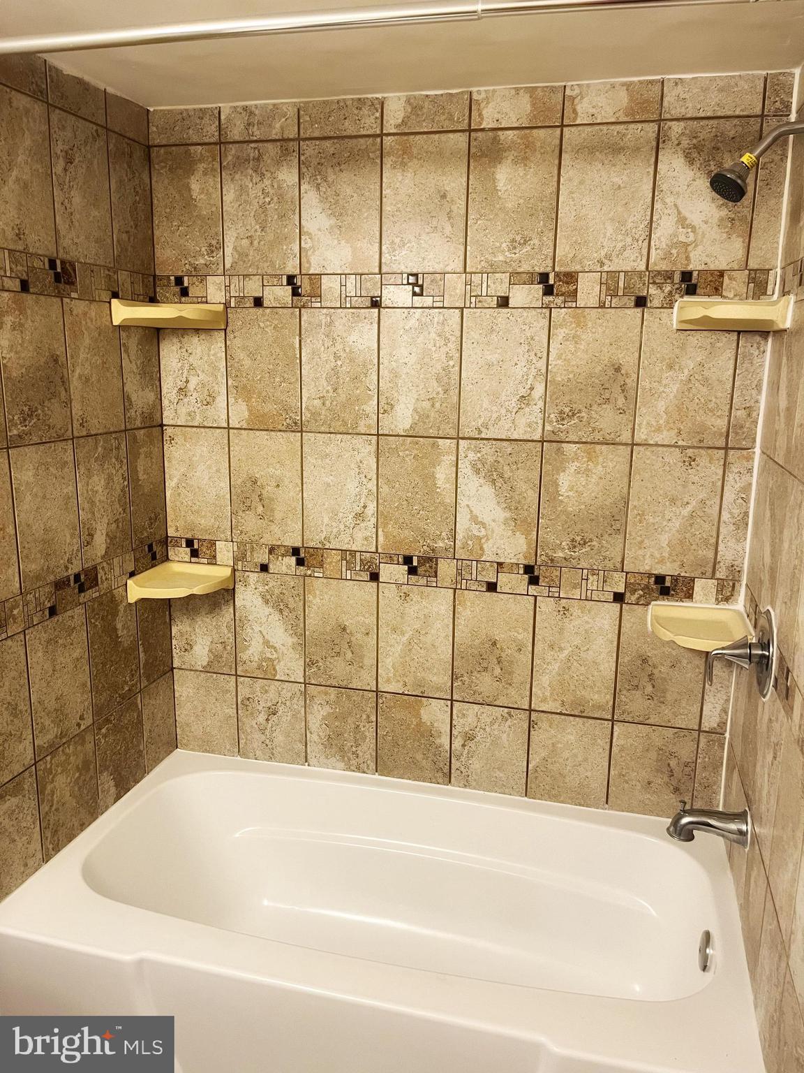 MARLOW TOWERS CONDOMINIUMS - Residential