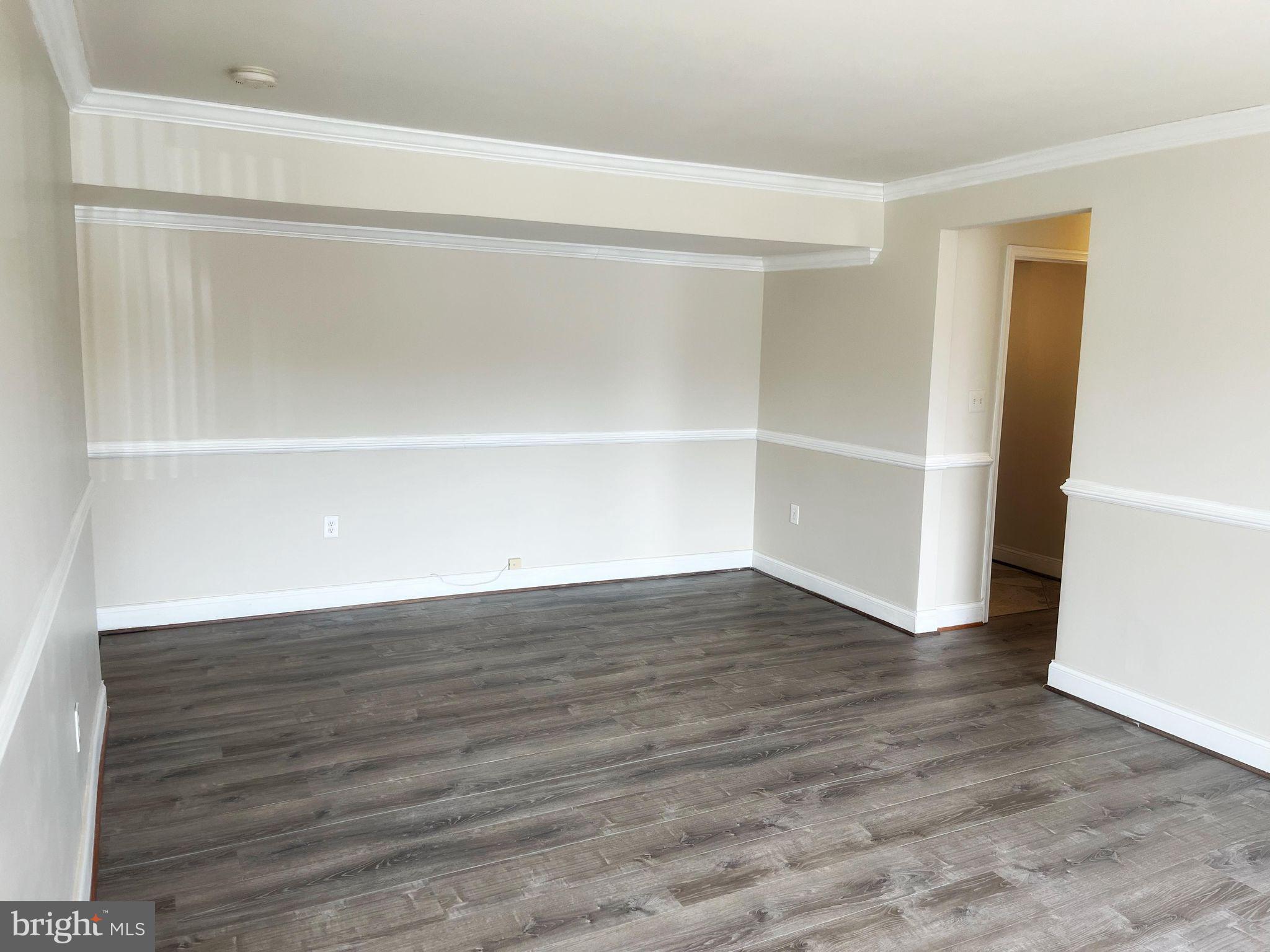 MARLOW TOWERS CONDOMINIUMS - Residential