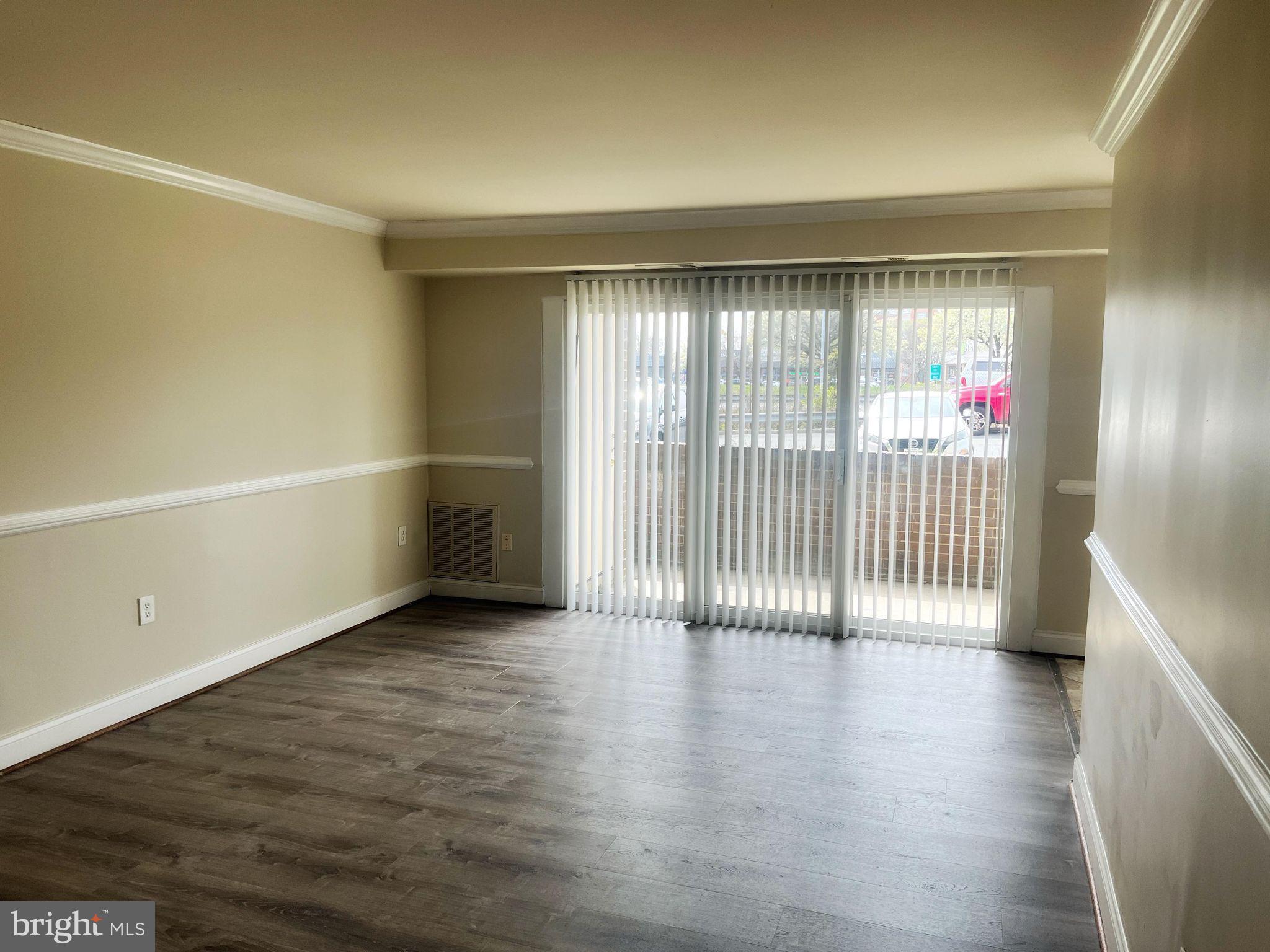 MARLOW TOWERS CONDOMINIUMS - Residential