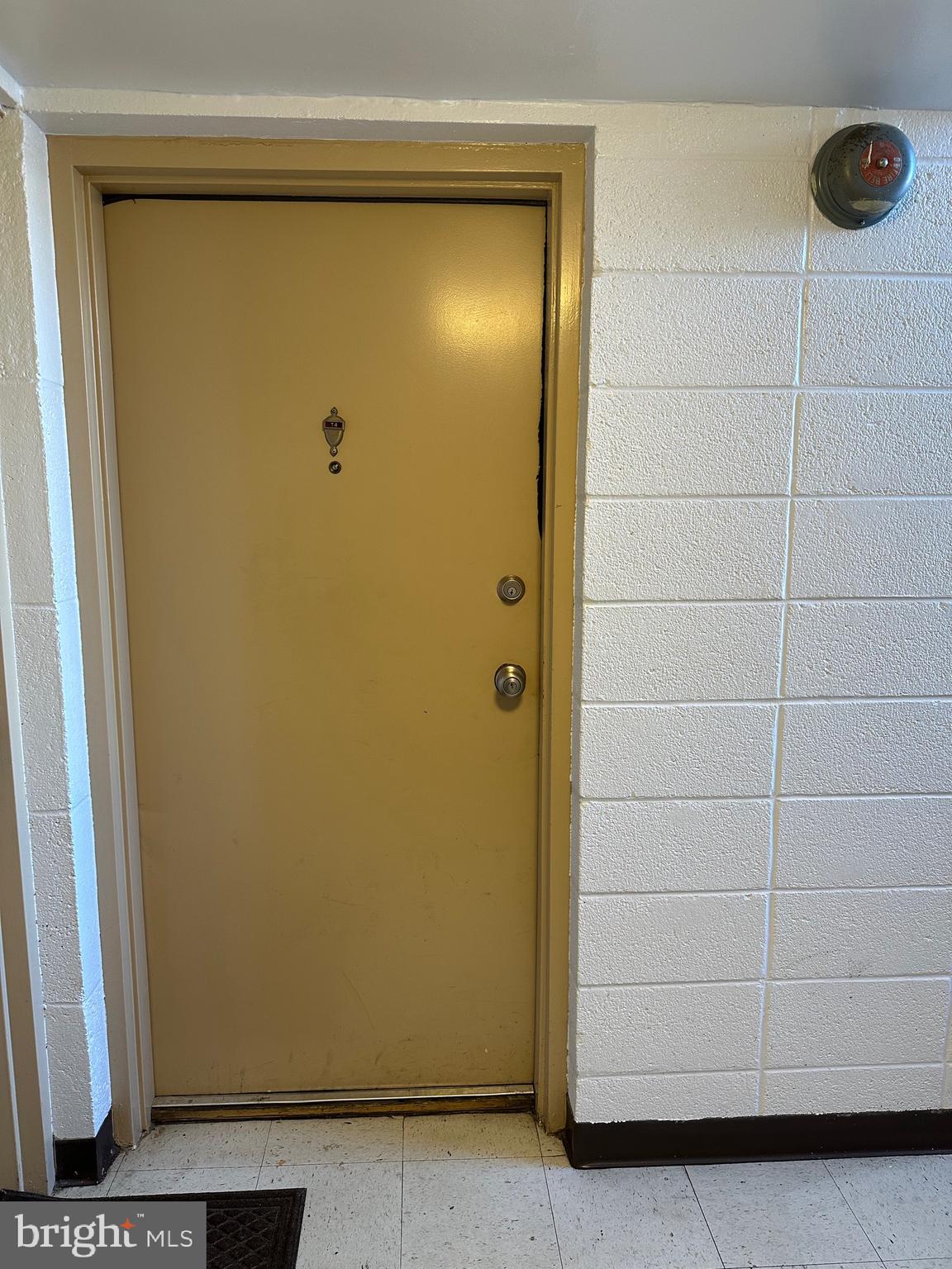 MARLOW TOWERS CONDOMINIUMS - Residential