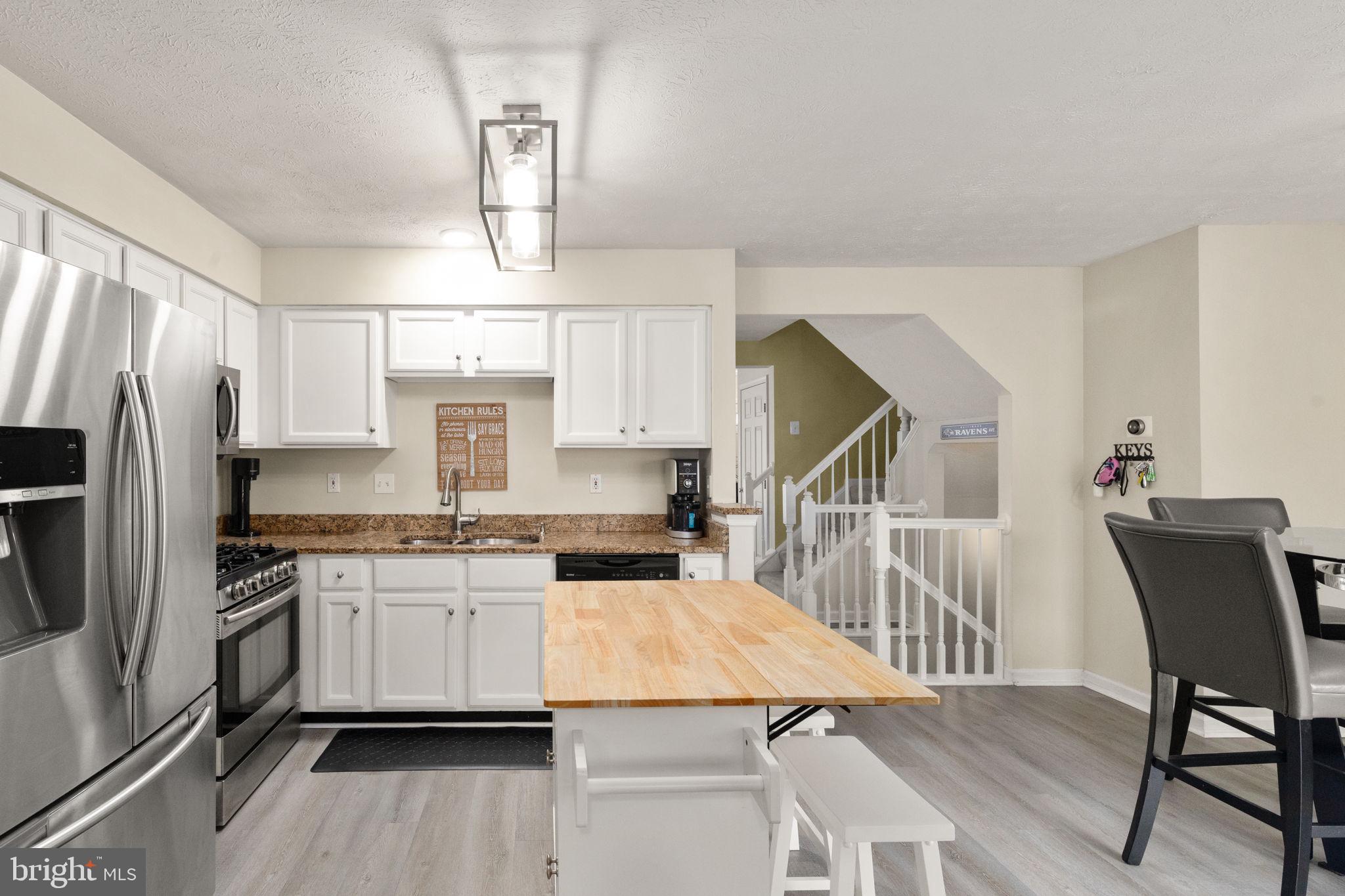 CASTLE STONE AT WHITE MARSH - Residential