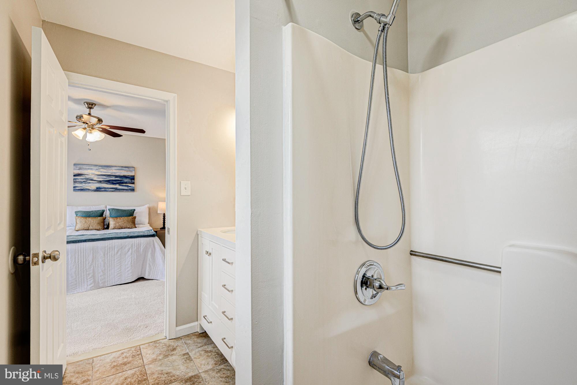 FOX RUN - Residential