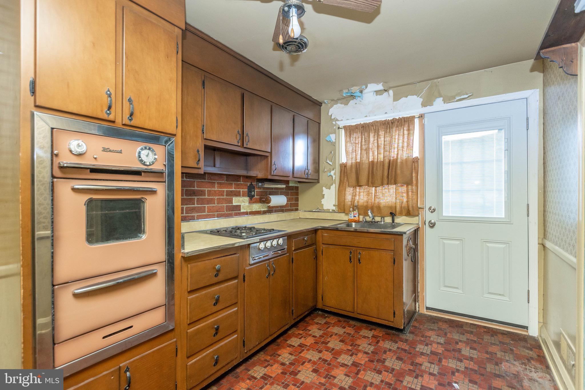 LOCH RAVEN VILLAGE - Residential