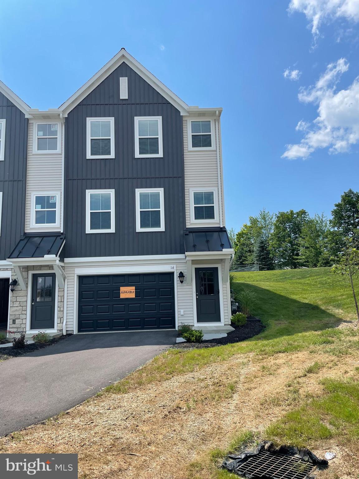 CREEK TERRACE - Residential