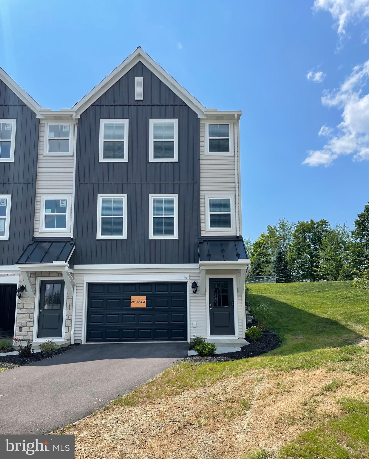 CREEK TERRACE - Residential