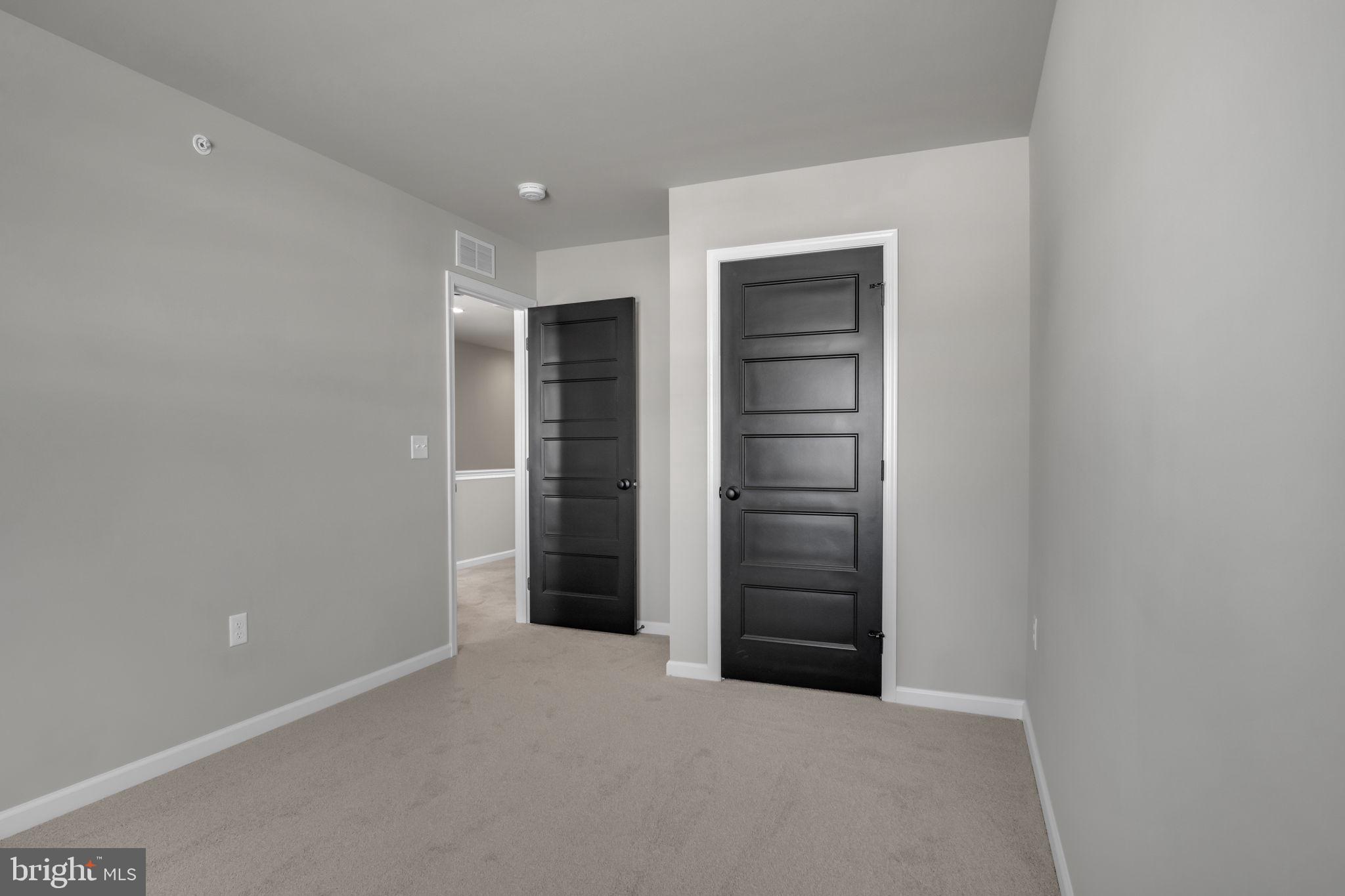 CREEK TERRACE - Residential