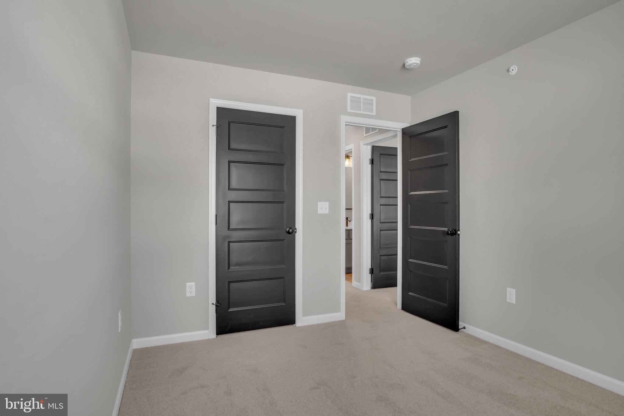 CREEK TERRACE - Residential