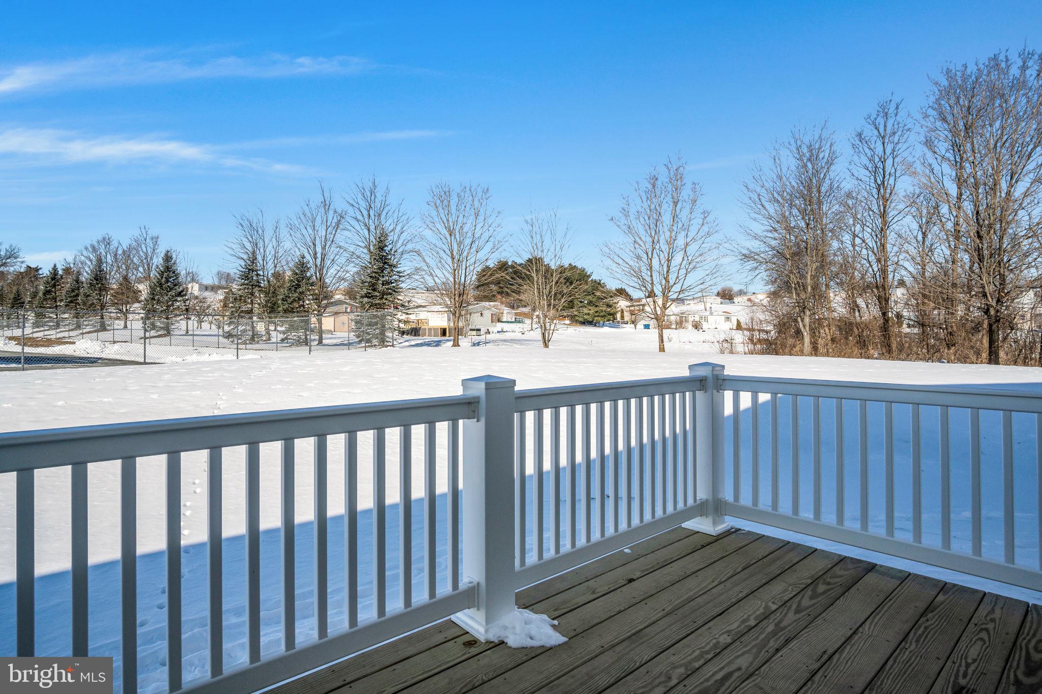 CREEK TERRACE - Residential