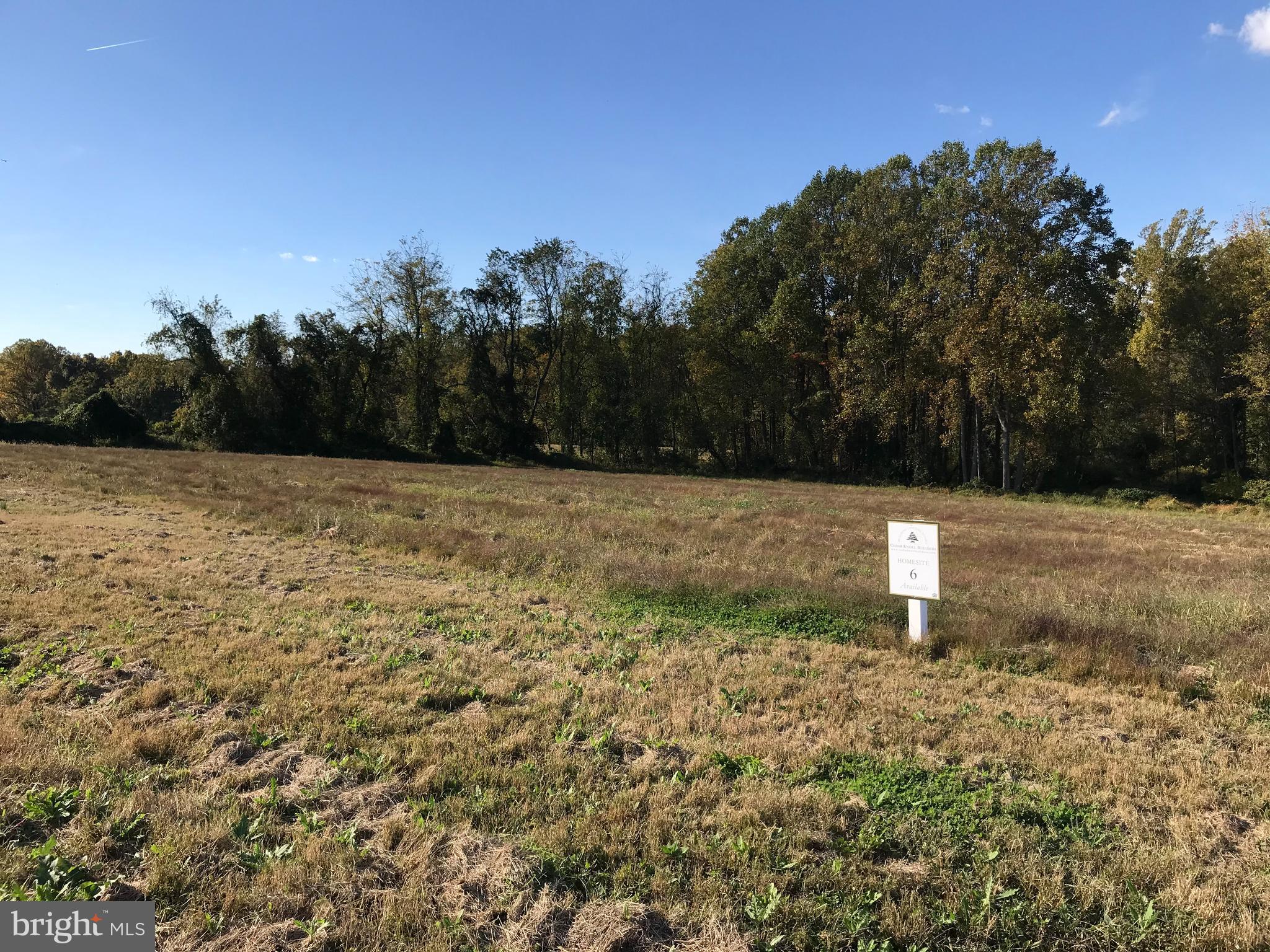 HEDGE APPLE HILL - Residential