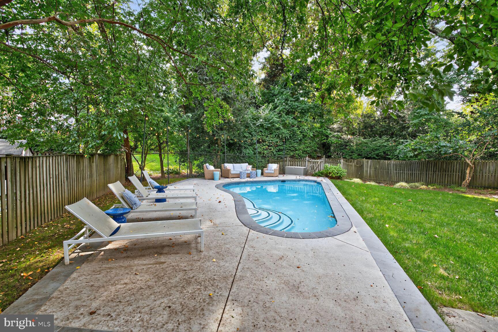 AZALEA ACRES - Residential