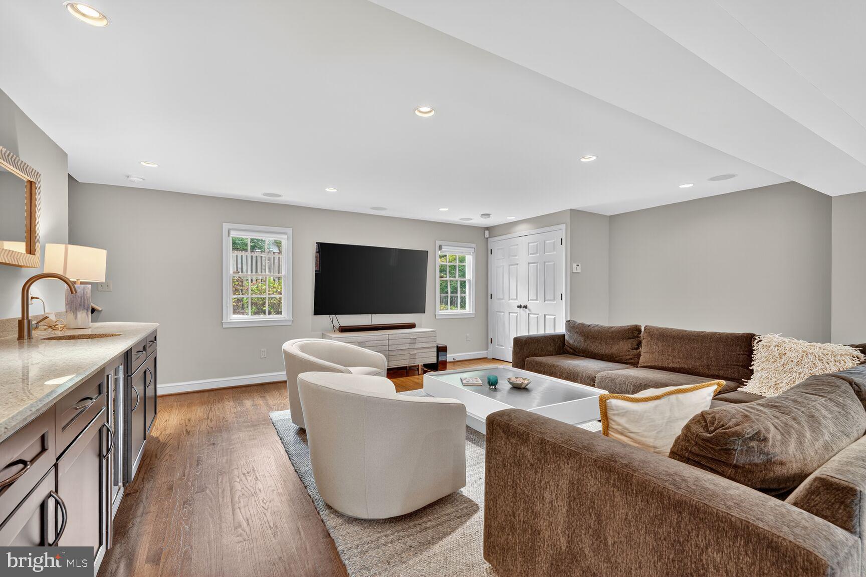 AZALEA ACRES - Residential