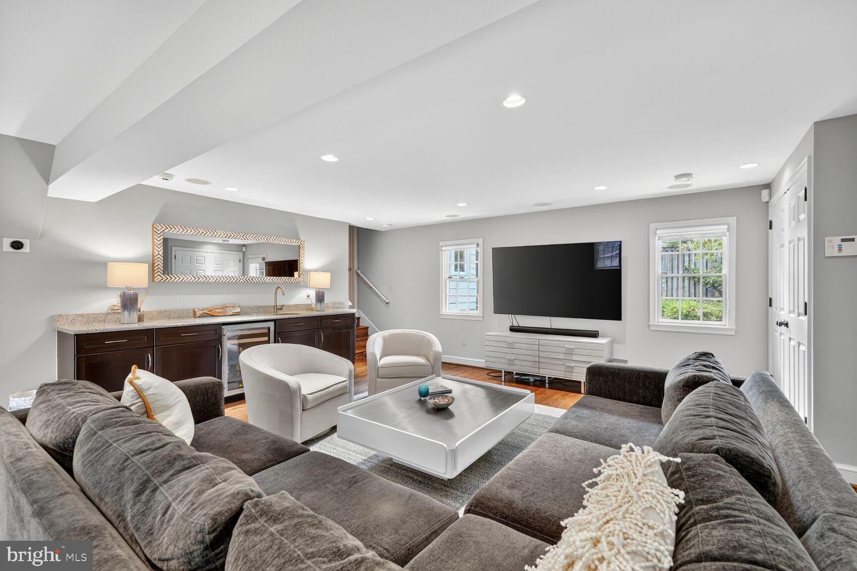 AZALEA ACRES - Residential