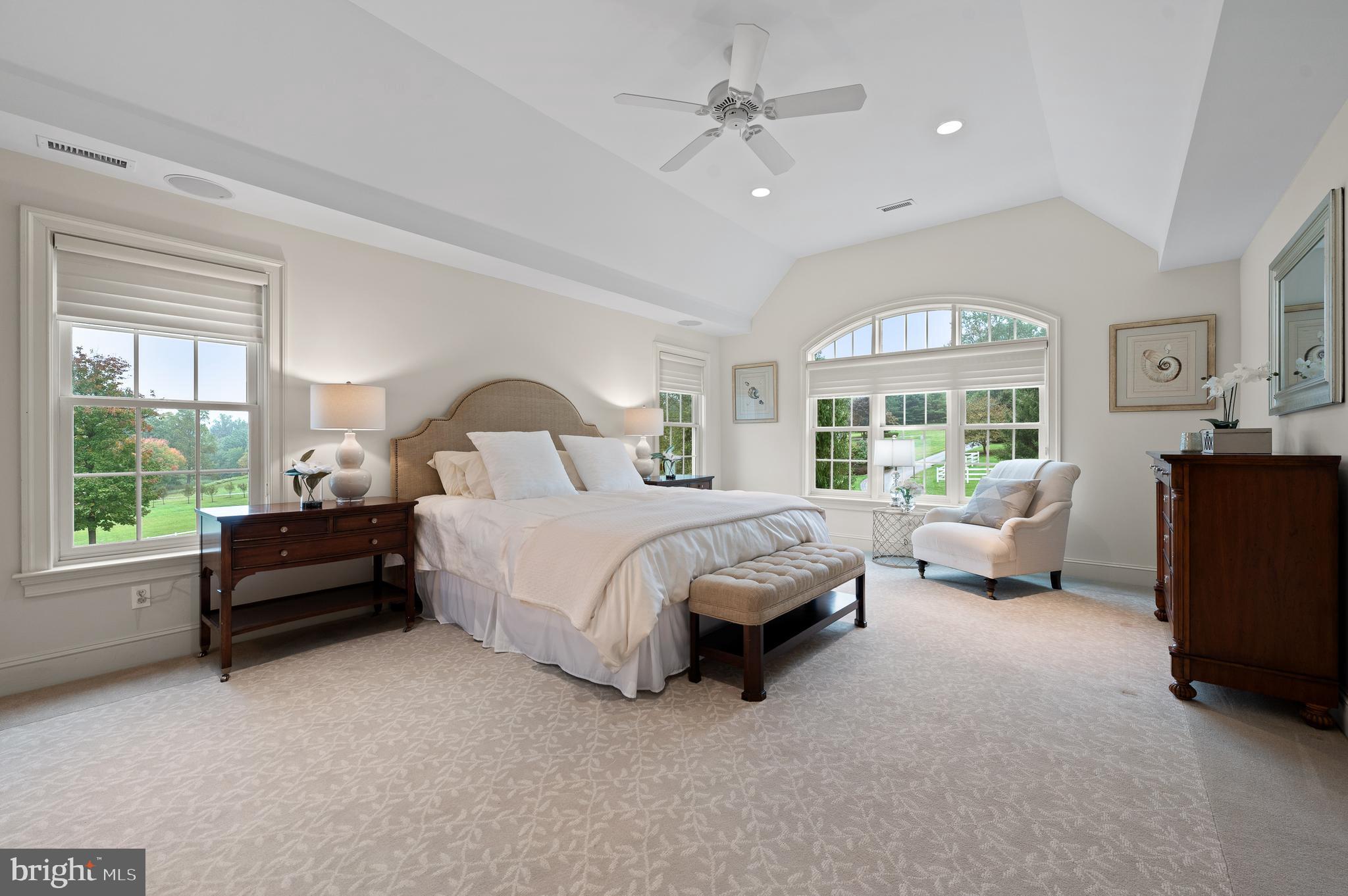 SPRING MEADOW FARM - Residential