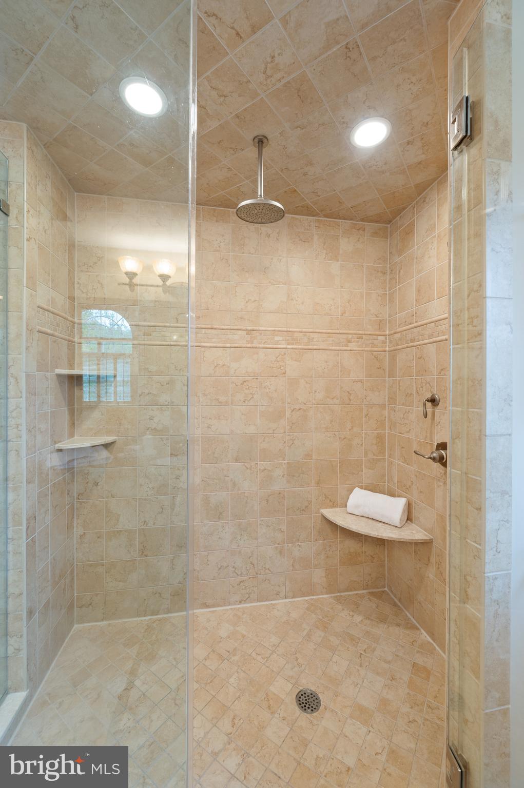 SPRING MEADOW FARM - Residential