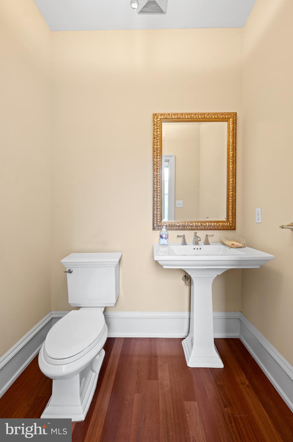 SPRING MEADOW FARM - Residential