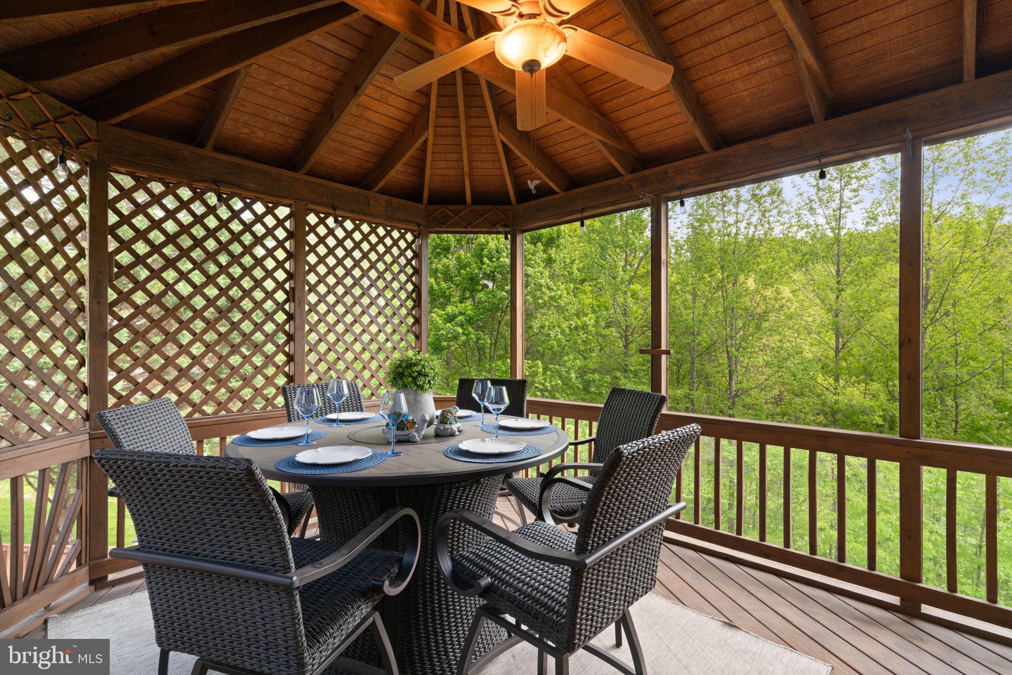 POHICK ESTATES - Residential