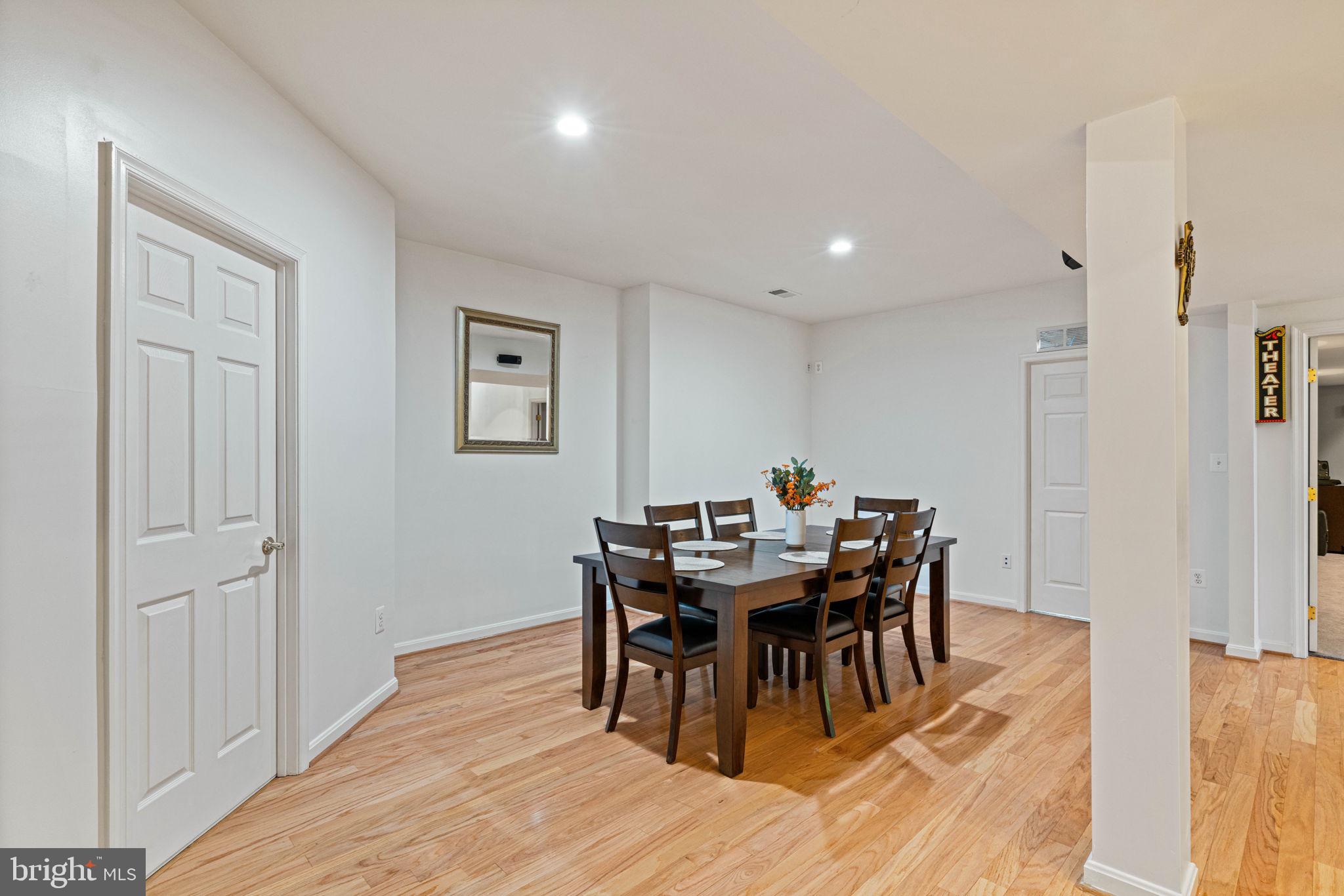 POHICK ESTATES - Residential