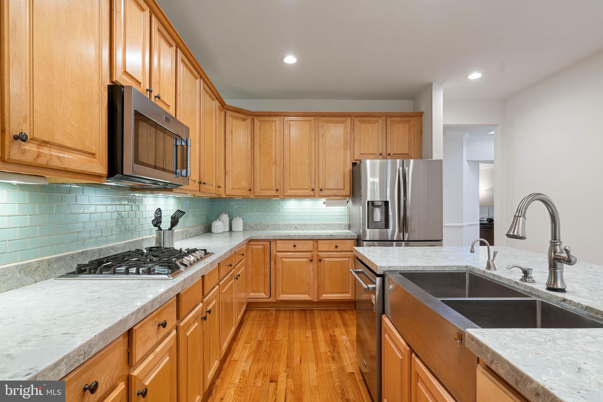 POHICK ESTATES - Residential