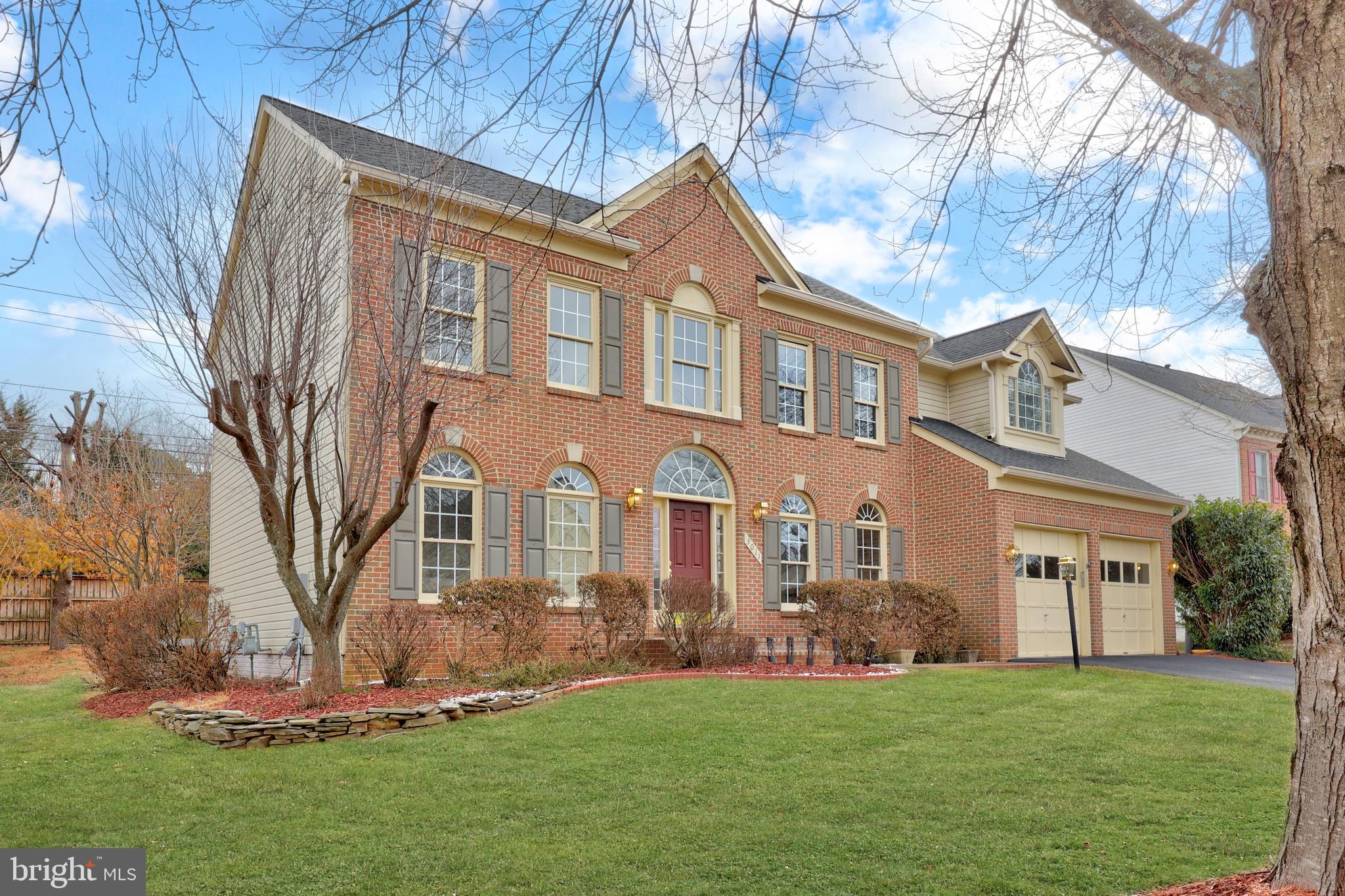 3011 JONQUILLA COURT