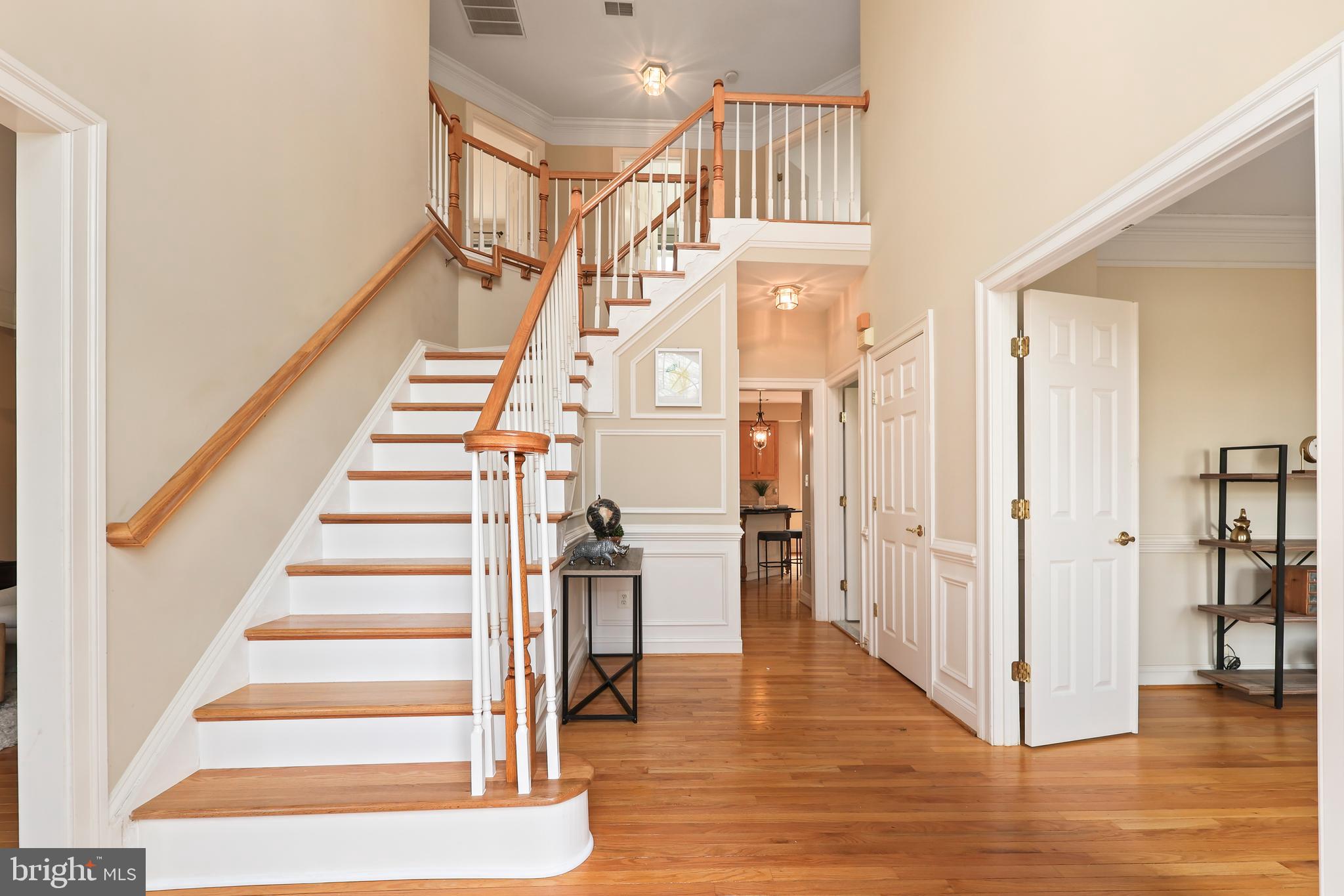 3011 JONQUILLA COURT