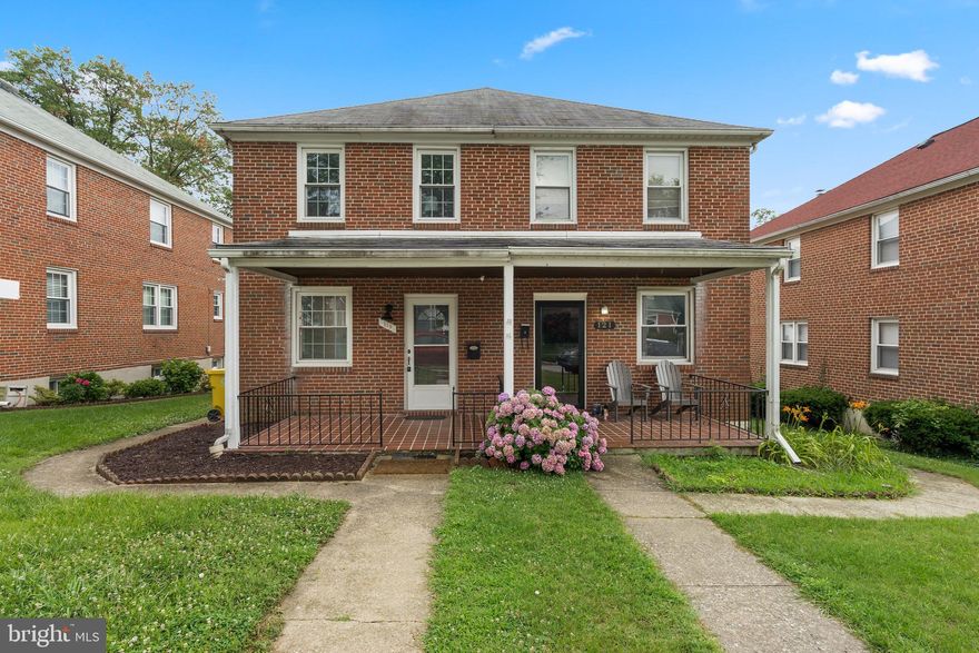 BEAUTIFUL NEWLY RENOVATED END UNIT LOCATED ON EXTREMELY QUIET AND SOUGHT AFTER BLOCK IN BROOKLYN PARK NOW AVAILABLE. GLISTENING HARDWOODS CASCADE THROUGHOUT. ENJOY CUSTOM WHITE CABINETRY, FRESHLY PAINTED, RECESSED LIGHTING, IMPORTED TILE, SS APPLIANCES IN THE OPEN CHEF'S KITCHEN WITH BREAKFAST BAR. BRAND NEW CARPETS. TONS OF NATURAL LIGHT. FINISHED LOWER LEVEL WITH EGRESS. HIGH CEILINGS. TONS OF STORAGE. PRIVATE SUNROOM OFF KITCHEN. LARGE REAR YARD - GREAT FOR ENTERTAINING. SPACIOUS 3 BEDROOMS WITH 1 FULL BATHROOM. OFF-STREET PARKING FOR MULTIPLE VEHICLES. CLOSE PROXIMITY TO RETAIL SHOPPING, LOCAL DINING, AND ALL MAJOR HIGHWAYS. SCHEDULE A PRIVATE TOUR TODAY.