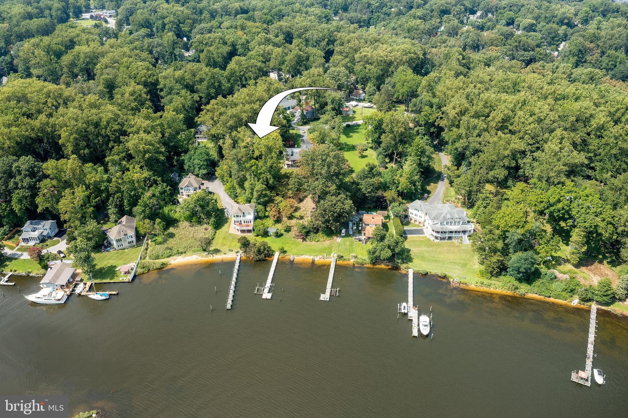 HERALD HARBOR - Land