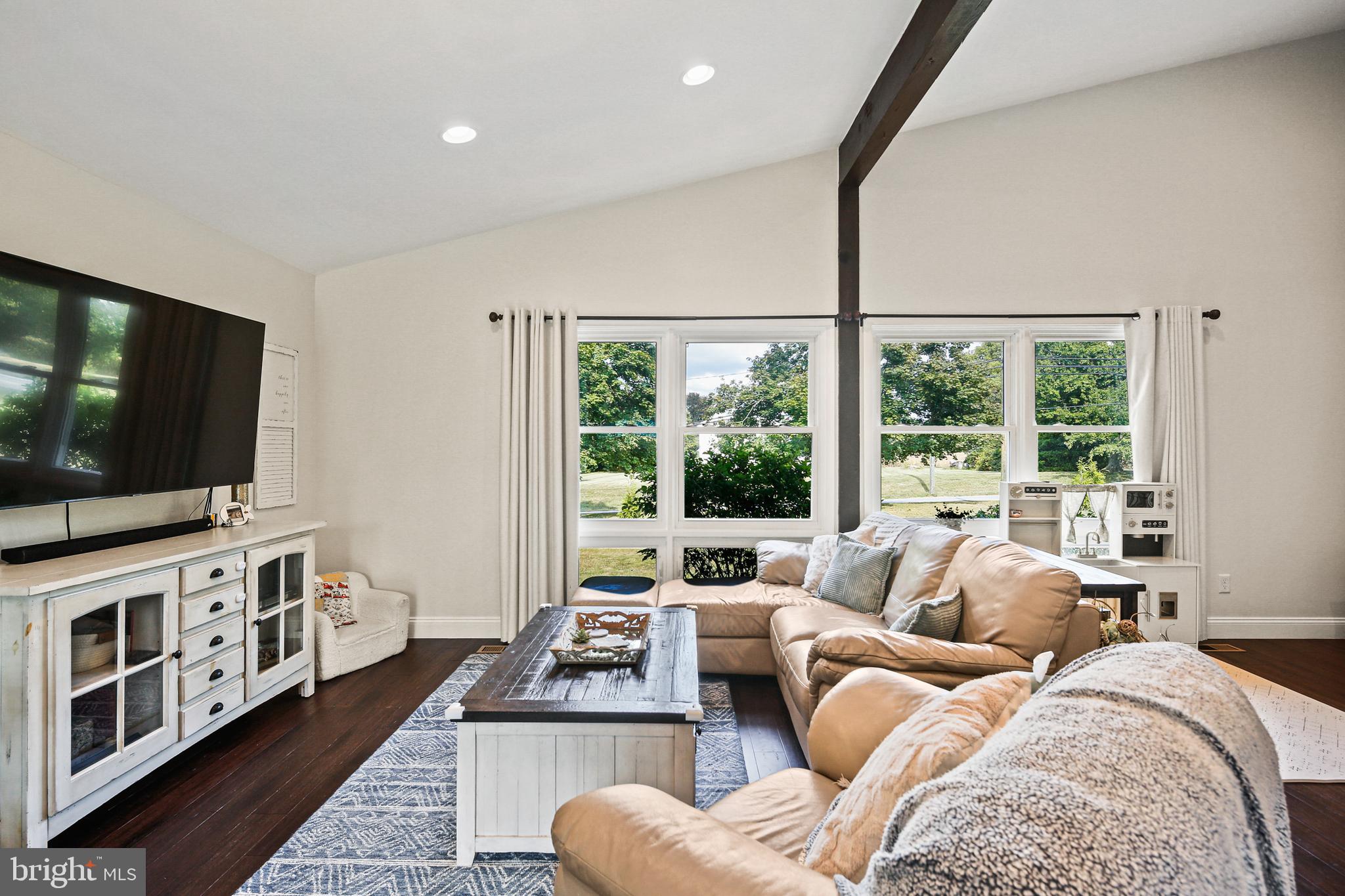 FREELAND - Residential