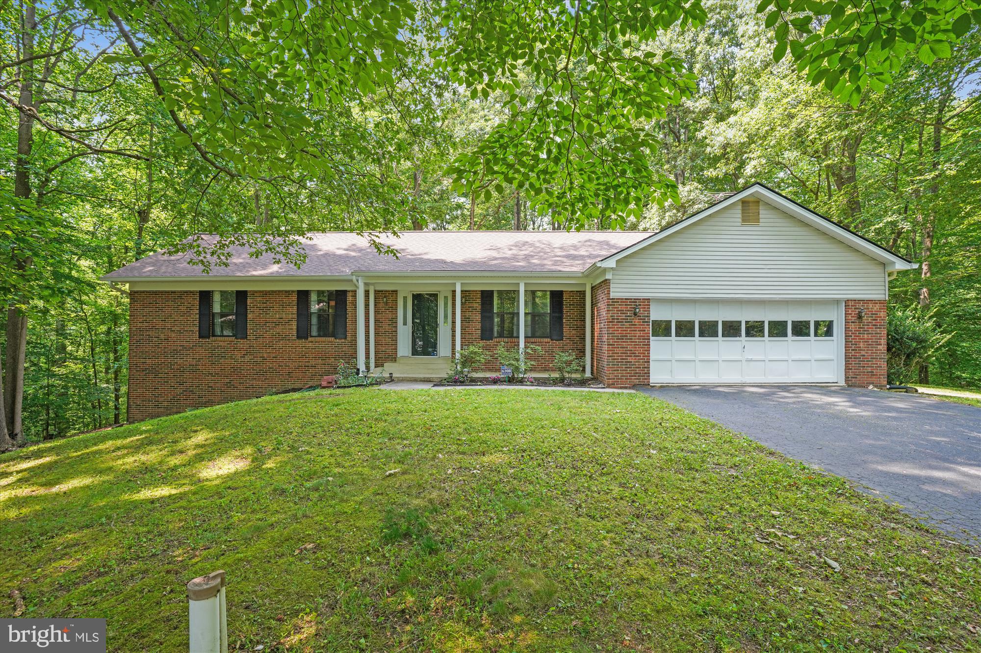 6308 BROOKEVIEW COURT