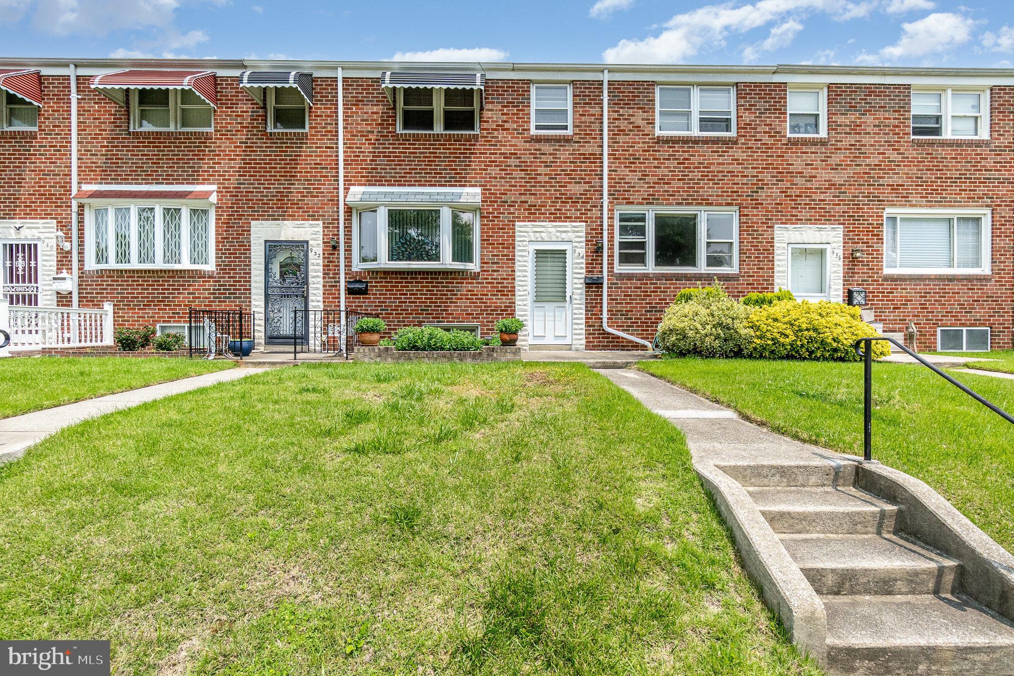 934 CIRCLE DRIVE