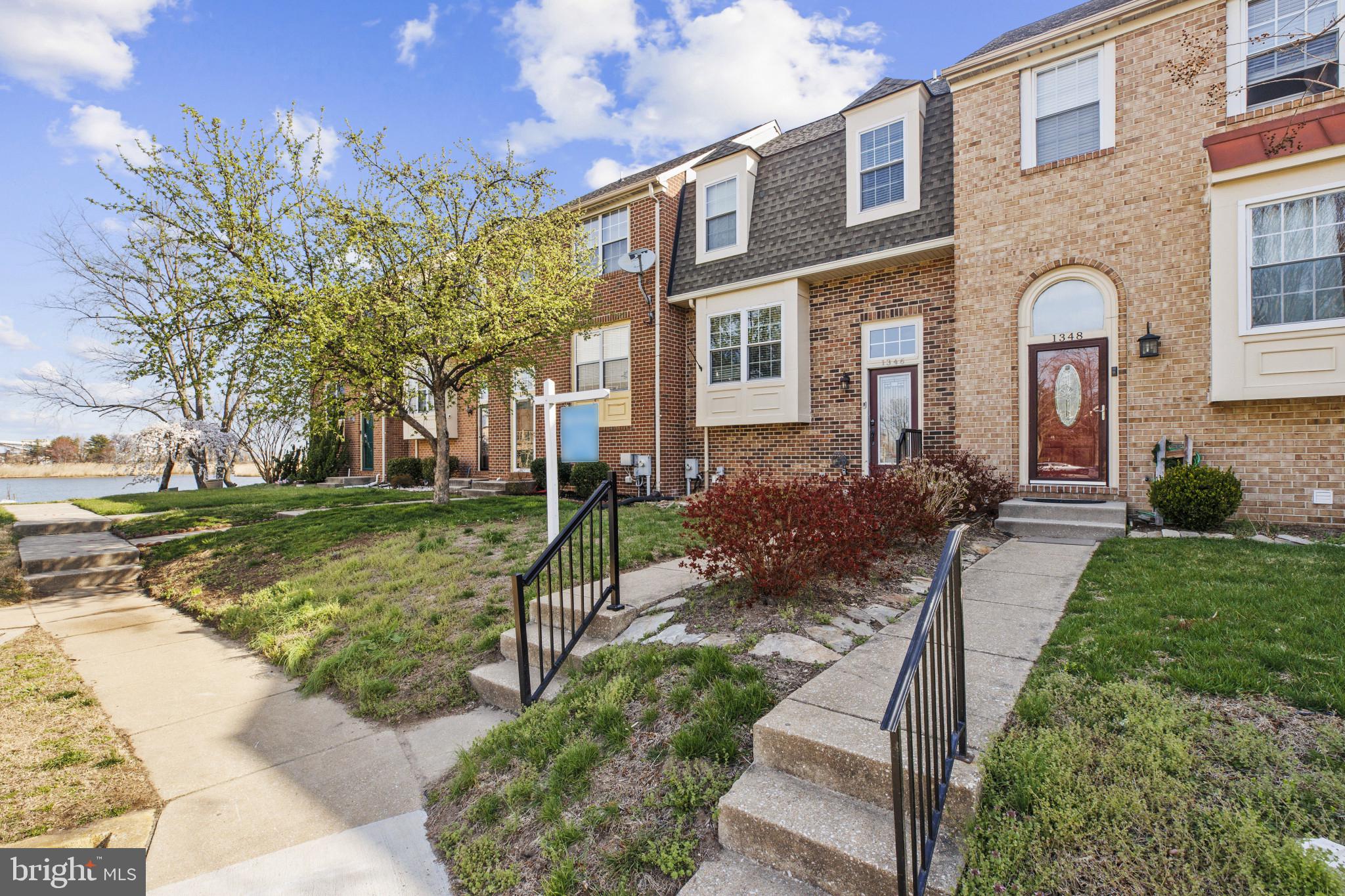 STONEY BEACH - Residential