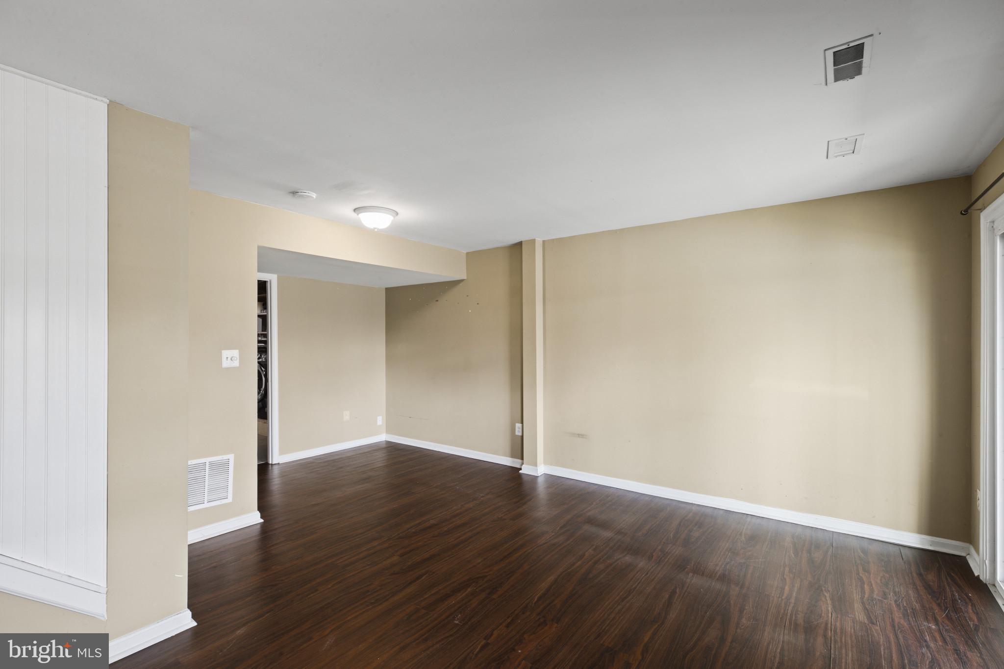 STONEY BEACH - Residential